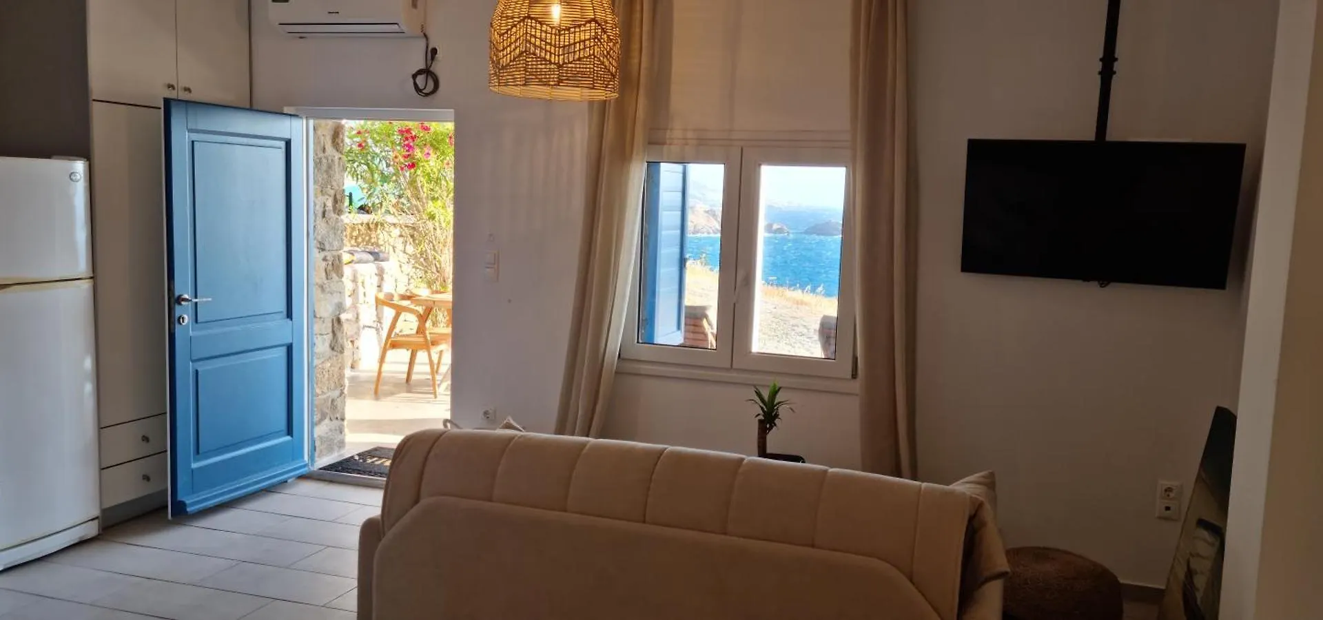 Blue Serenity View Houlakia  Apartmán